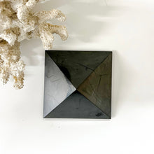 Load image into Gallery viewer, SHUNGITE PYRAMID