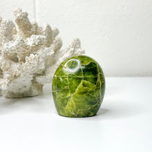 Load image into Gallery viewer, GREEN OPAL FREEFORM