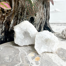 Load image into Gallery viewer, CLEAR QUARTZ MINI GEODE PAIR