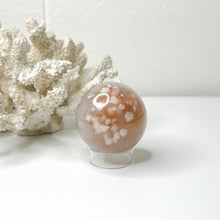 Load image into Gallery viewer, FLOWER AGATE SPHERE