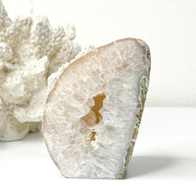 Load image into Gallery viewer, AGATE DRUZY FREEFORM