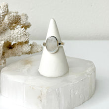 Load image into Gallery viewer, MOONSTONE RING