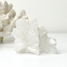 Load image into Gallery viewer, CLEAR QUARTZ CLUSTER