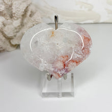 Load image into Gallery viewer, FLOWER AGATE HEART