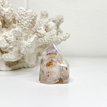 Load image into Gallery viewer, INCLUDED QUARTZ POINT
