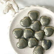 Load image into Gallery viewer, CRYSTAL MINI HEART