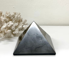 Load image into Gallery viewer, SHUNGITE PYRAMID