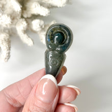 Load image into Gallery viewer, LABRADORITE GODDESS CARVING