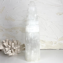 Load image into Gallery viewer, SELENITE TOWER