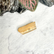 Load image into Gallery viewer, COPAL AMBER