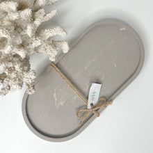 Load image into Gallery viewer, LARGE OVAL TRINKET TRAY