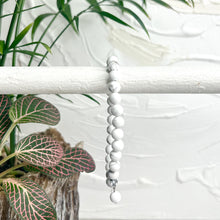 Load image into Gallery viewer, HOWLITE BRACELET
