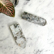 Load image into Gallery viewer, SPHALERITE POINT