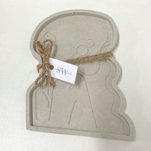 Load image into Gallery viewer, MISS THING TRINKET TRAY