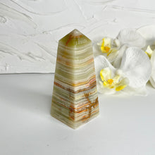 Load image into Gallery viewer, GREEN ONYX OBELISK