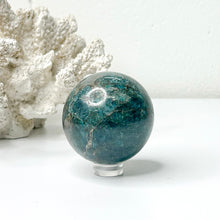 Load image into Gallery viewer, APATITE SPHERE
