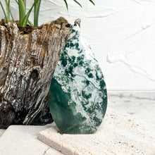 Load image into Gallery viewer, MOSS AGATE FLAME
