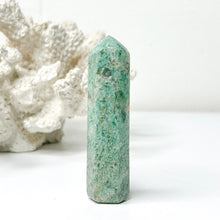 Load image into Gallery viewer, FUCHSITE POINT

