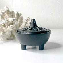 Load image into Gallery viewer, CAULDRON CAST IRON CUTWORK
