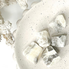 Load image into Gallery viewer, ZEBRA CALCITE ROUGH
