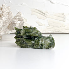 Load image into Gallery viewer, CRYSTAL DRAGON HEAD CARVING
