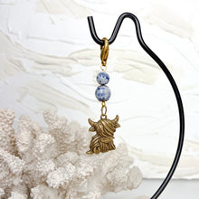 Load image into Gallery viewer, HIGHLAND COW CRYSTAL CLIP

