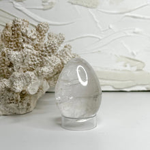Load image into Gallery viewer, CLEAR QUARTZ EGG

