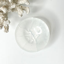 Load image into Gallery viewer, SELENITE ROUND BOWL
