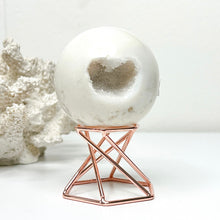 Load image into Gallery viewer, HEXAGON METAL SPHERE STAND
