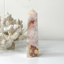Load image into Gallery viewer, FLOWER AGATE POINT

