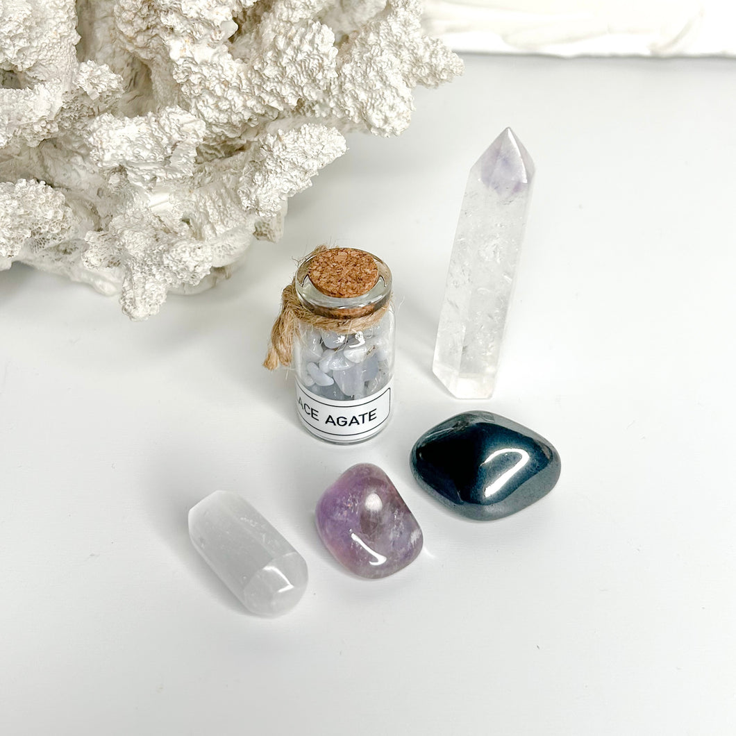 CRYSTAL HEALING FIRST AID KIT