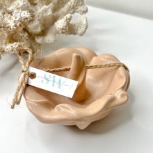 Load image into Gallery viewer, ROSE RING HOLDER
