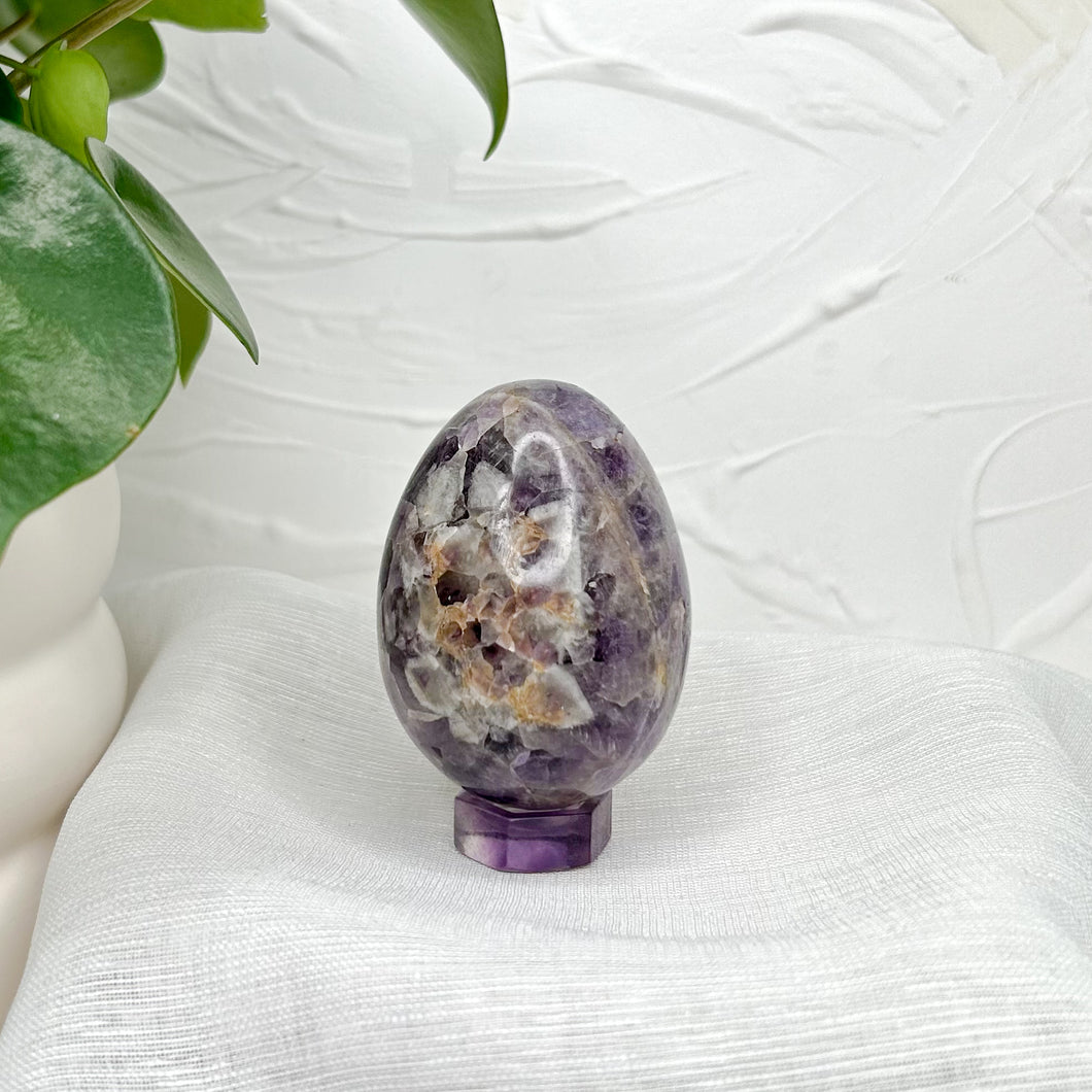 AMETHYST EGG