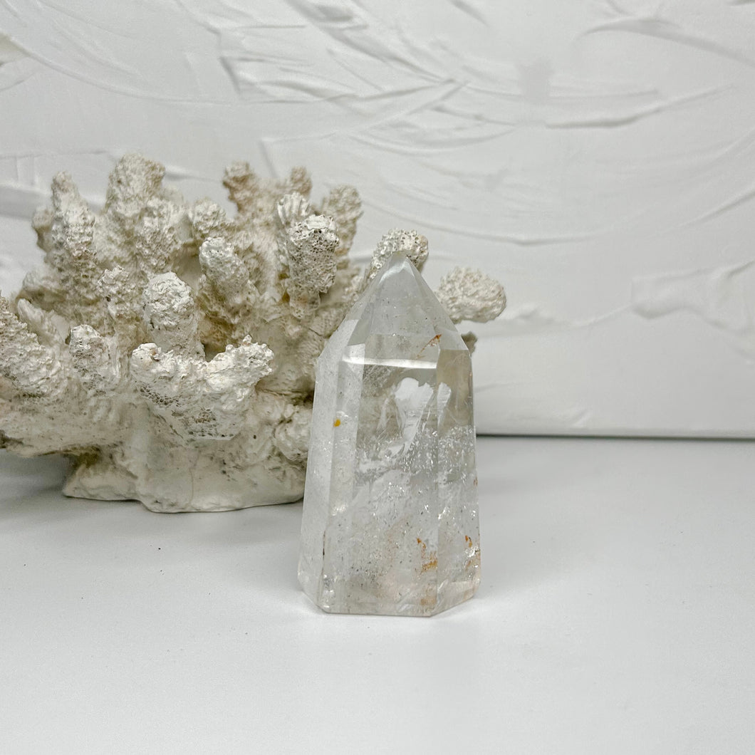 CLEAR QUARTZ POINT