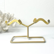 Load image into Gallery viewer, DOUBLE HEART METAL STAND
