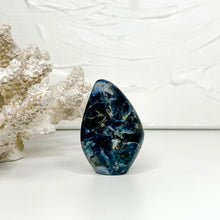 Load image into Gallery viewer, DUMORTIERITE MINI FREEFORM
