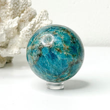 Load image into Gallery viewer, APATITE SPHERE
