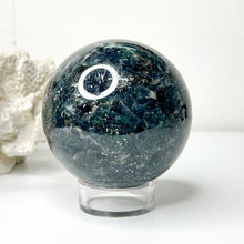 Load image into Gallery viewer, IOLITE BLUE SPHERE
