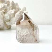 Load image into Gallery viewer, INCLUDED QUARTZ
