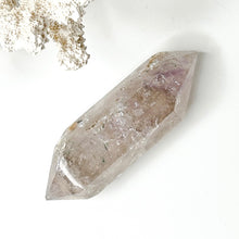 Load image into Gallery viewer, INCLUDED QUARTZ DT
