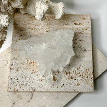 Load image into Gallery viewer, CLEAR QUARTZ CLUSTER

