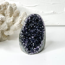 Load image into Gallery viewer, AMETHYST FREEFORM
