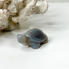 Load image into Gallery viewer, CRYSTAL TURTLE CARVING
