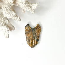 Load image into Gallery viewer, TIGERS EYE CARVING
