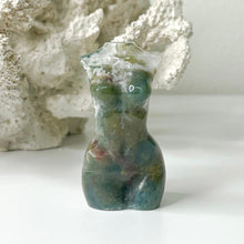 Load image into Gallery viewer, DIVINE FEMININE CRYSTAL CARVING

