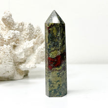 Load image into Gallery viewer, DRAGONS BLOOD JASPER POINT
