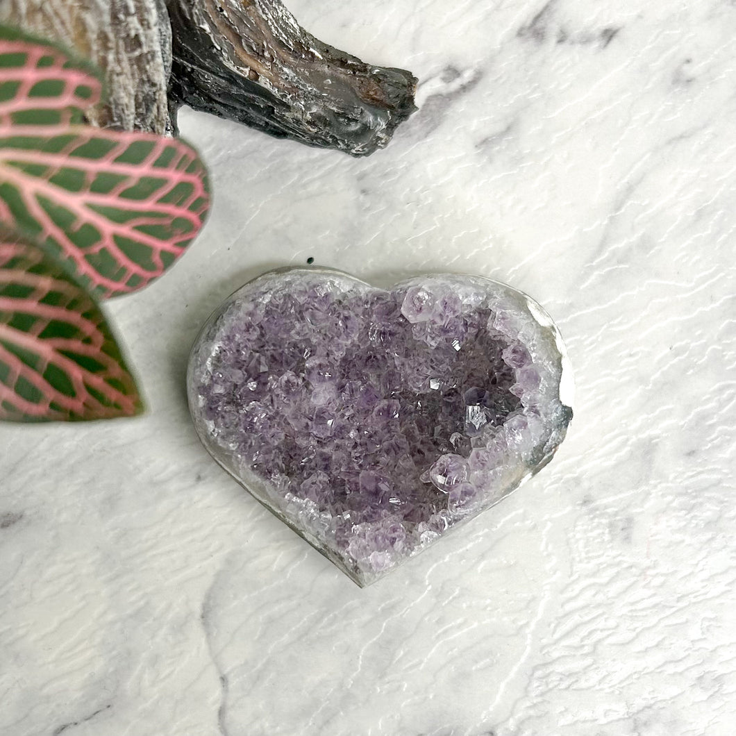 AMETHYST CLUSTER HEART