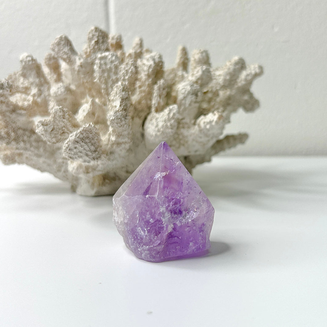 AMETHYST BOLIVIAN BASE CUT POINT