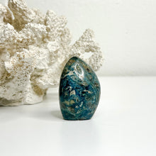 Load image into Gallery viewer, DUMORTIERITE MINI FREEFORM
