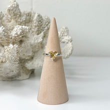 Load image into Gallery viewer, SILVER HEART RING
